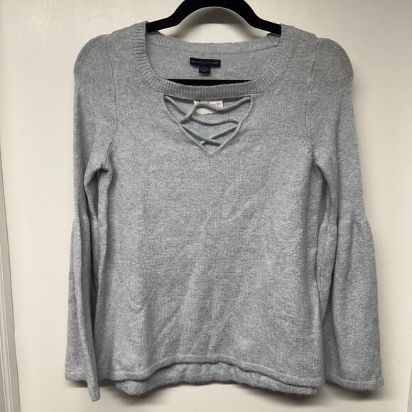 American Eagle Womens Light Blue Cut Out Bell Sleeve V Neck Sweater Size Small - Picture 1 of 6